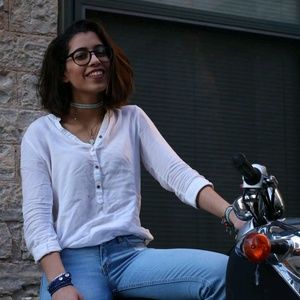 Meet your Posher, Marcela